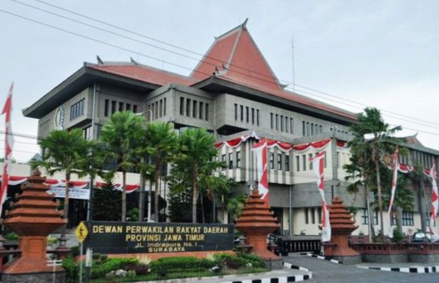Sanksi Tidak Keluar, Kinerja BK DPRD Jatim Mandul