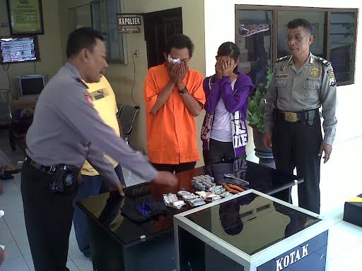 Butuh Biaya Beli Obat Saat Hamil, Pasutri Empat Kotak Amal