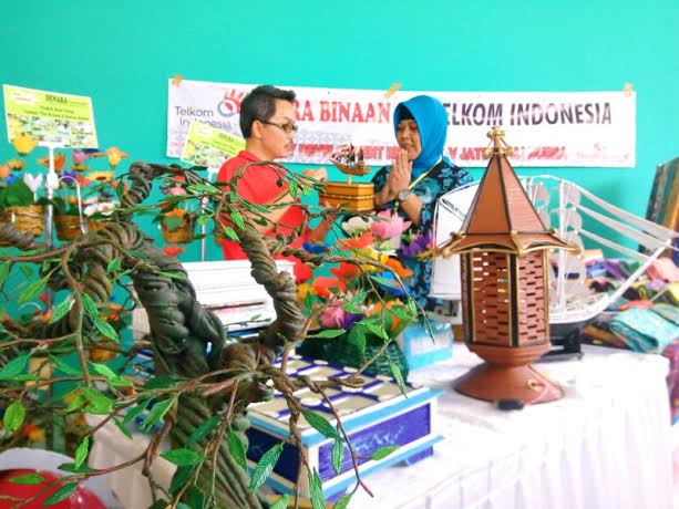 Telkom Kirim 10 UKM Binaan Diajang T Point