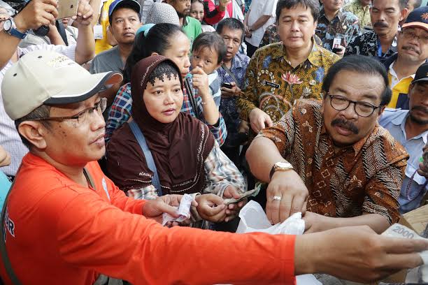 Operasi Pasar, Pemprov Jatim Kerahkan 78 Truk