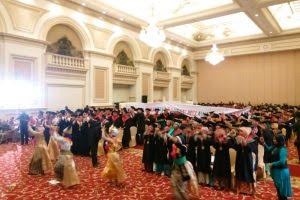 Menari Bersama Jadi Simbol Semangat Wisudawan UM Surabaya