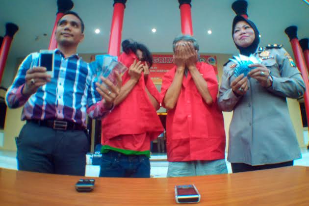 Gawat, Lokalisasi Dolly Masih Buka,Polisi Tangkap Dua Mucikari Di Dolly