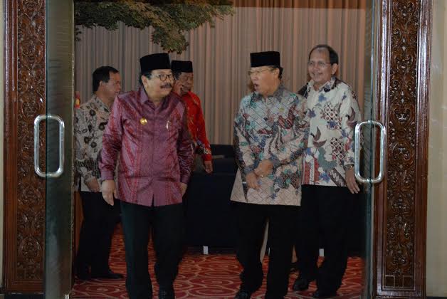 Perda Buatan DPRD Salah Kaprah,Gubernur Jatim Akui Sulit Bikin Pergub