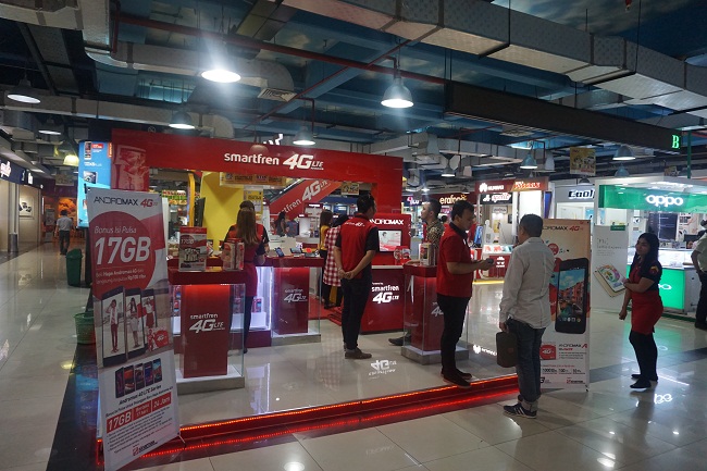 Smartfren Beri Bonus Kuota Isi Pulsa 17 GB Di Bulan Kemerdekaan