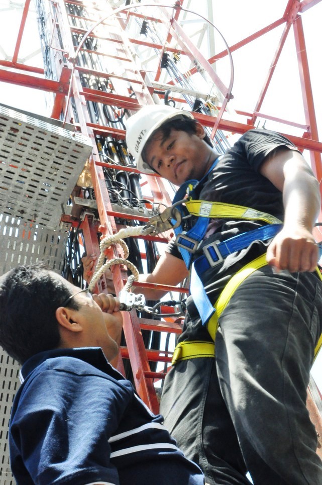 XL East Region Perluas Layanan Data Jaringan 3G Di 900 MHz &nbsp;