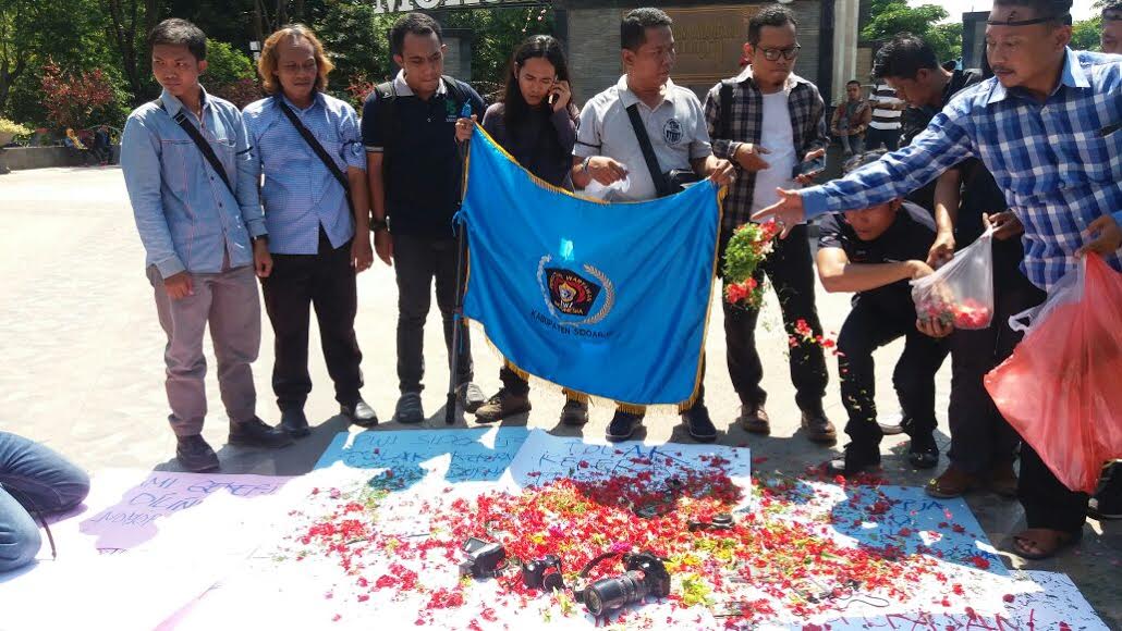 Anggota Lakukan Kekerasan, Mabes TNI AD Minta Maaf