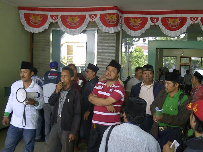Ngluruk Kantor DPW, Simpatisan PPP Tolak Calon Ketua Titipan Di DPC PPP Surabaya