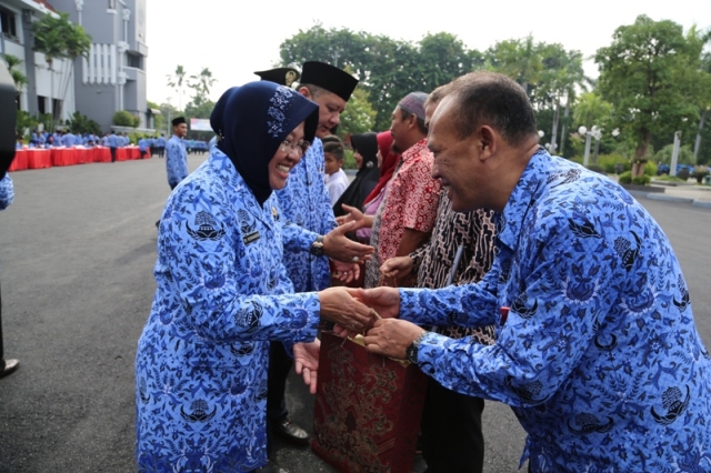 Pemkot Surabaya Sudah On The Track Dalam Inovasi Layanan Publik