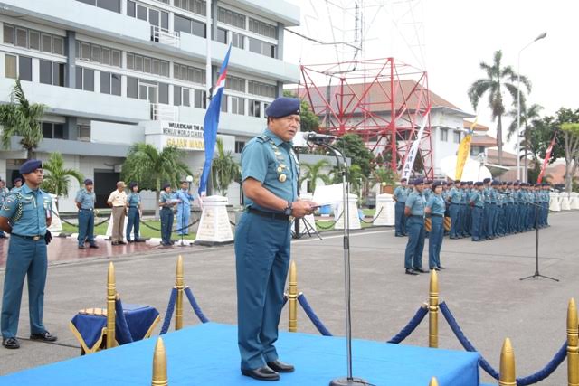 Kasarmatim Pimpin Peringatan Hari Nusantara 2016