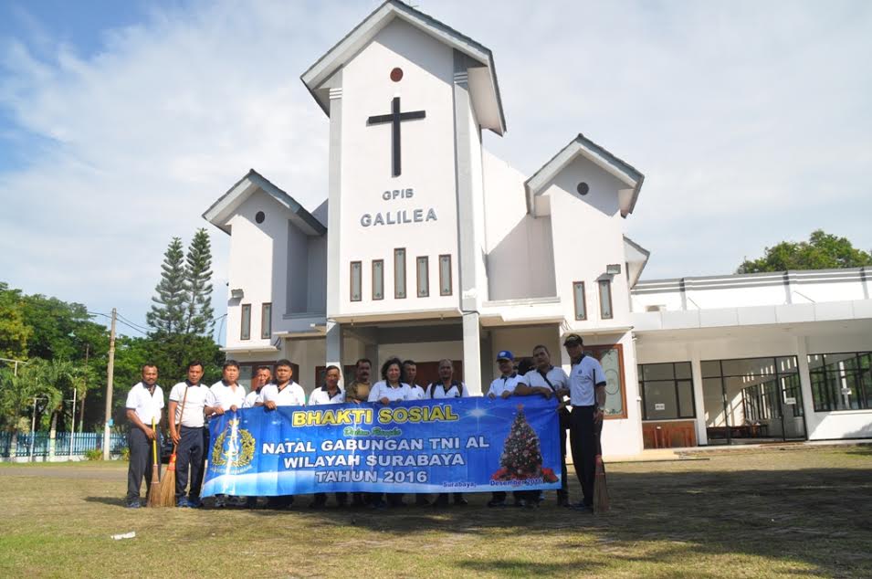 Sambut Natal, TNI AL Surabaya Gelar Karya Bhakti