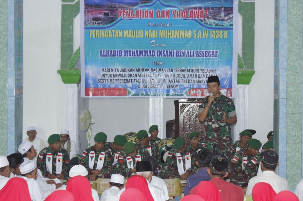TNI Perbatasan Meriahkan Maulid Nabi Dengan Hadrah