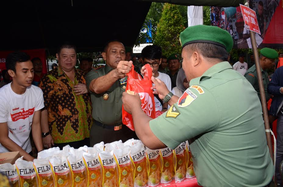 Pangdam Buka Bazar Murah Sambut HUT Kodam V/Brawijaya dan Hari Juang Kartika