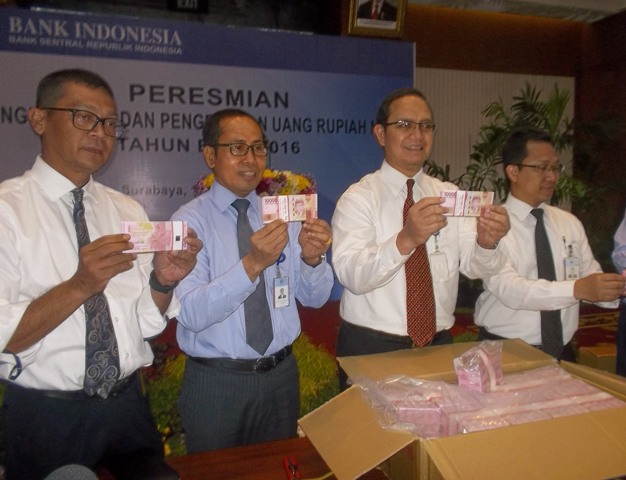 Siapkan 340 Dus, BI Jatim Mulai Edarkan Uang Rupiah Baru