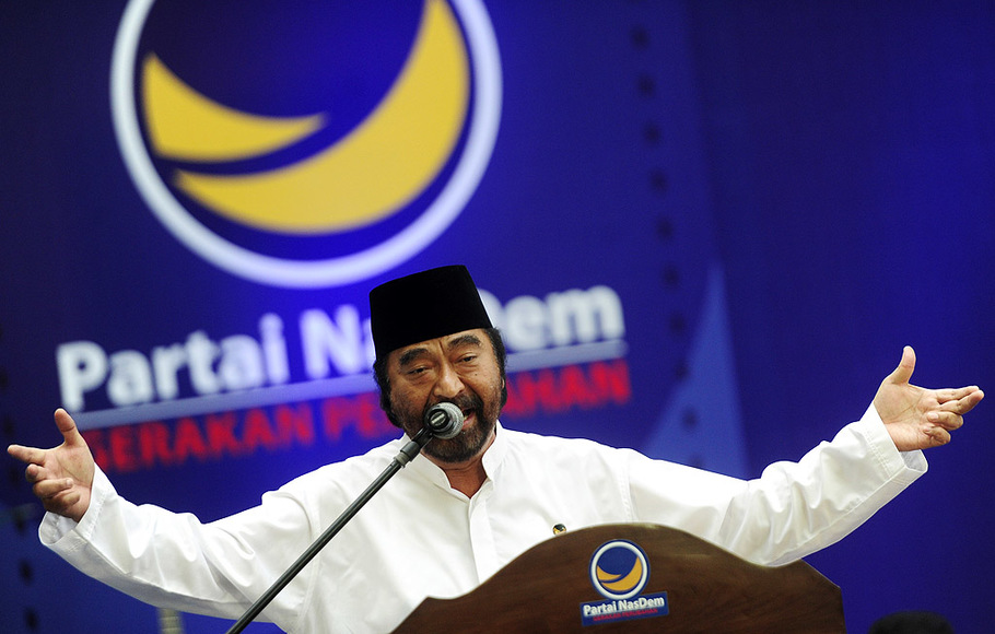 Surya Paloh Siap Jadi Jurkam Khofifah - Emil