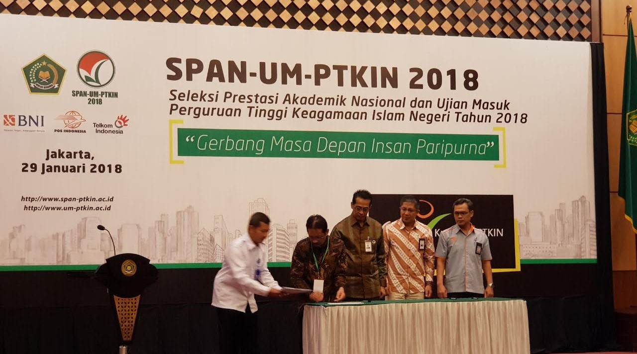 Pengamat Politik: Pecel Pincuk Simbol Kepercayaan Pakde Karwo Pada Khofifah