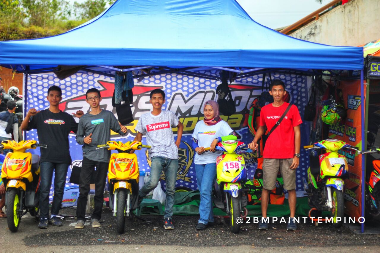 Boss Muda 2BM Paint, Tim Race Muda Jambi Ukir Prestasi di Lintasan Balap