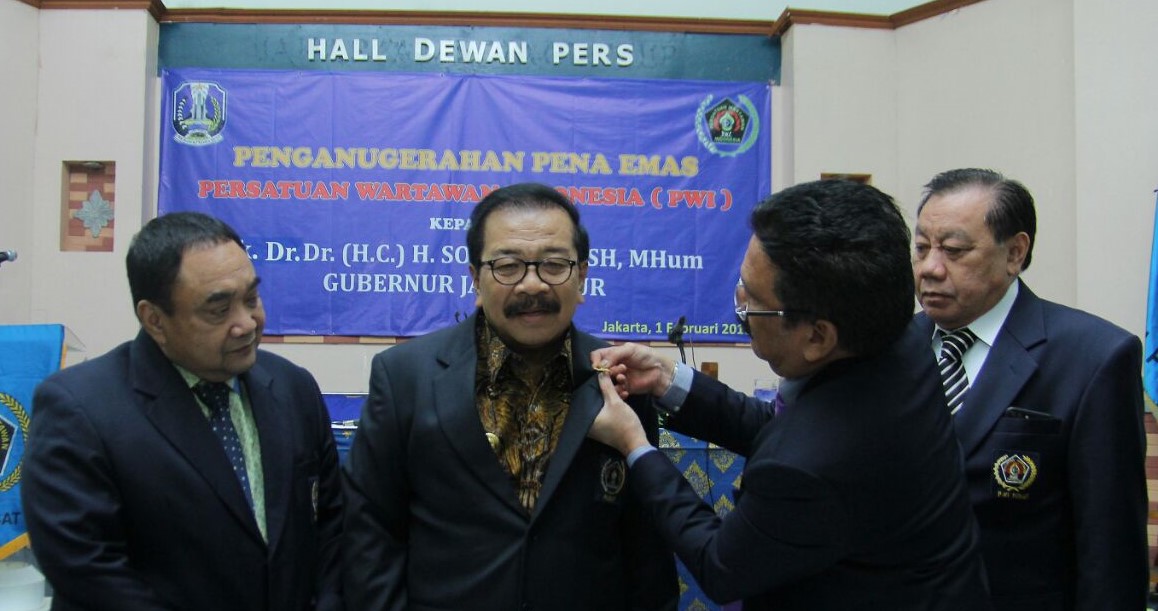 Gubernur Jatim: Pers Nasional Berfungsi Sebagai Media Informasi dan Kontrol Sosial