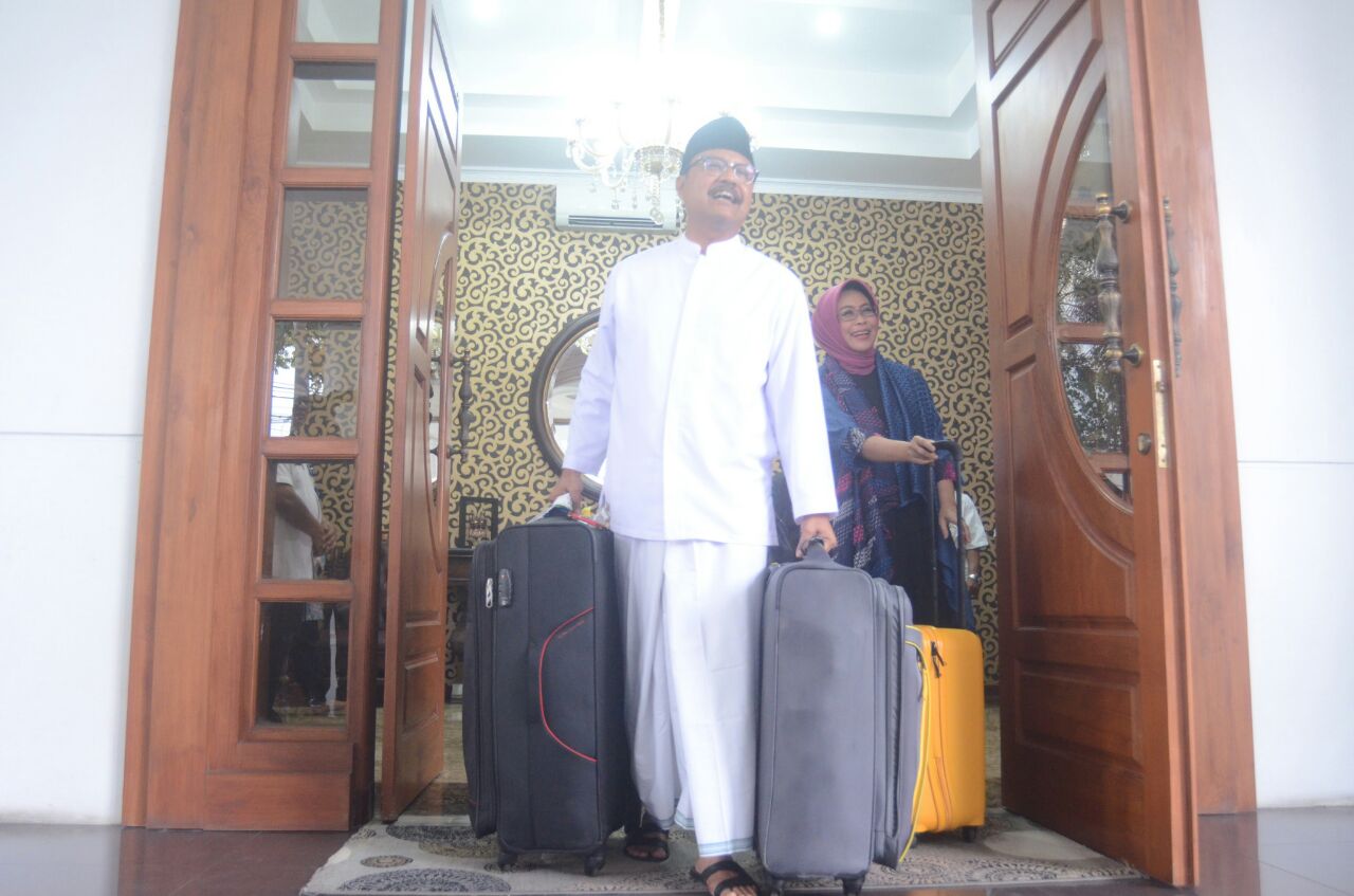 Gus Ipul Tinggalkan Rumas Dinas