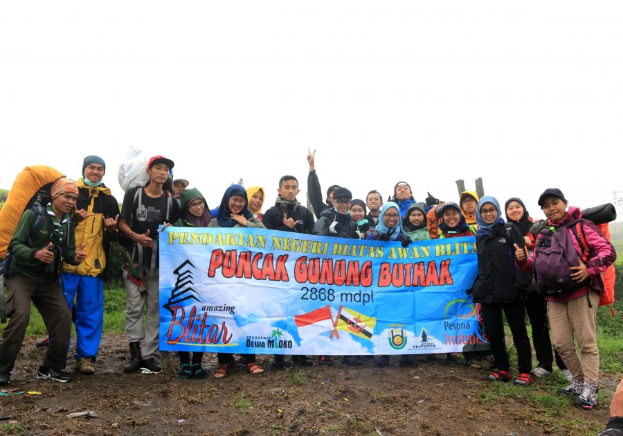 Kuliah Lapangan, Mahasiswa Brunei Belajar Alam hingga Tradisi