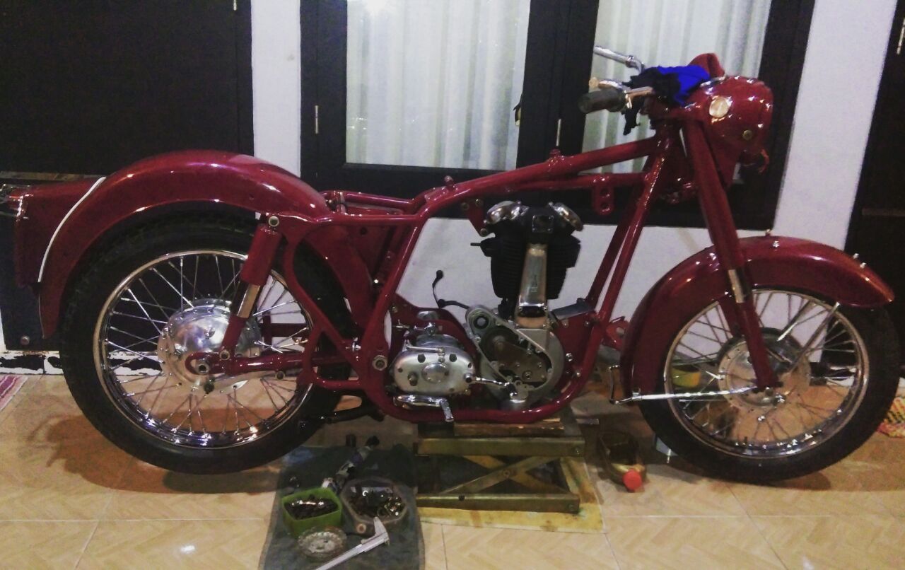 Restorasi Si Merah BSA tahun 1956 Tunggangan Sang Ketua PEMUDIS
