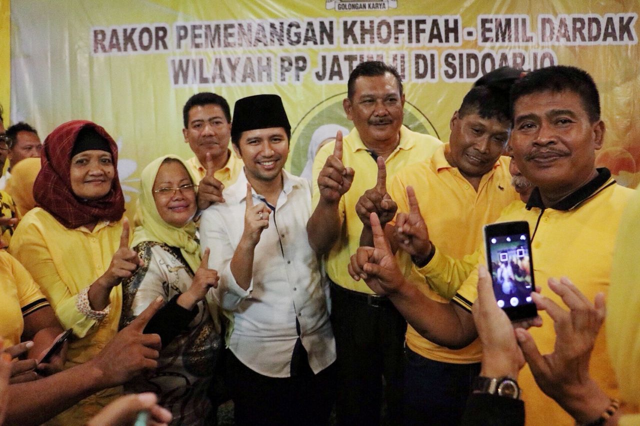 Khofifah-Emil Diprediksi Raih Suara 15 Juta, PPKN Siapkan Saksi Tiap TPS
