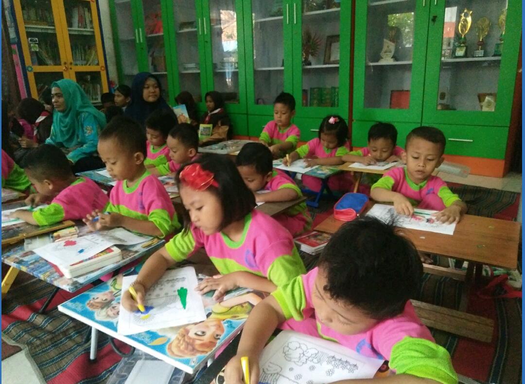 Mewarnai dan Pentingnya Perkembangan Anak Usia Dini