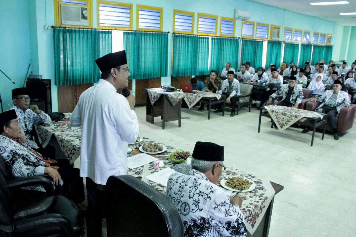 Gus Ipul Fokus Pada Dunia Pendidikan