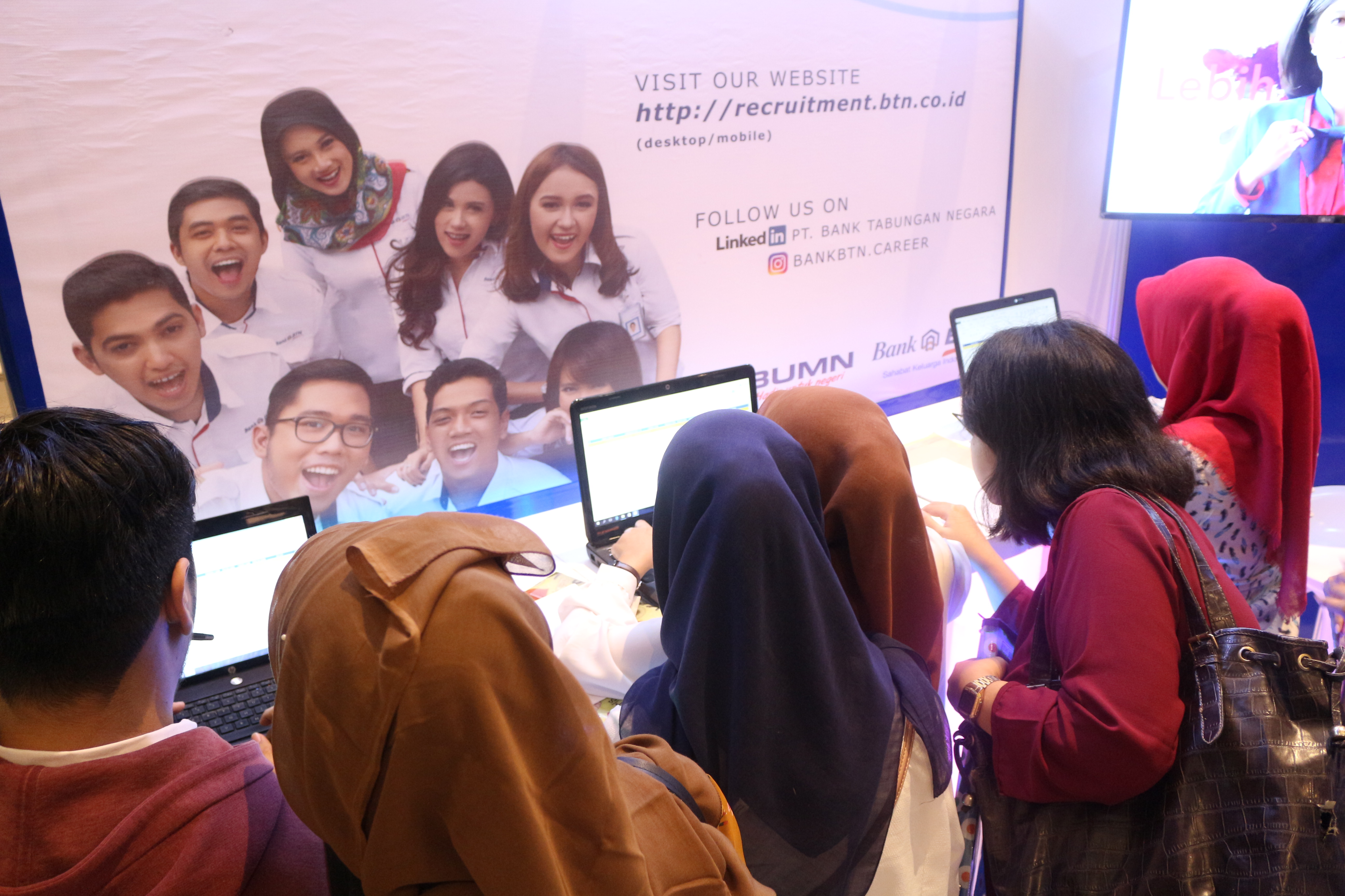 Sejumlah BUMN dan Swasta Hadir Jaring Potensi SDM di UNAIR