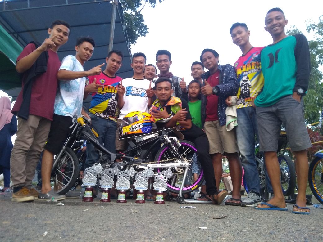 Privater Family Racing, Tim Racing Keluarga Asal Tebo Jambi Yang Ukir Prestasi Di Kancah Drag