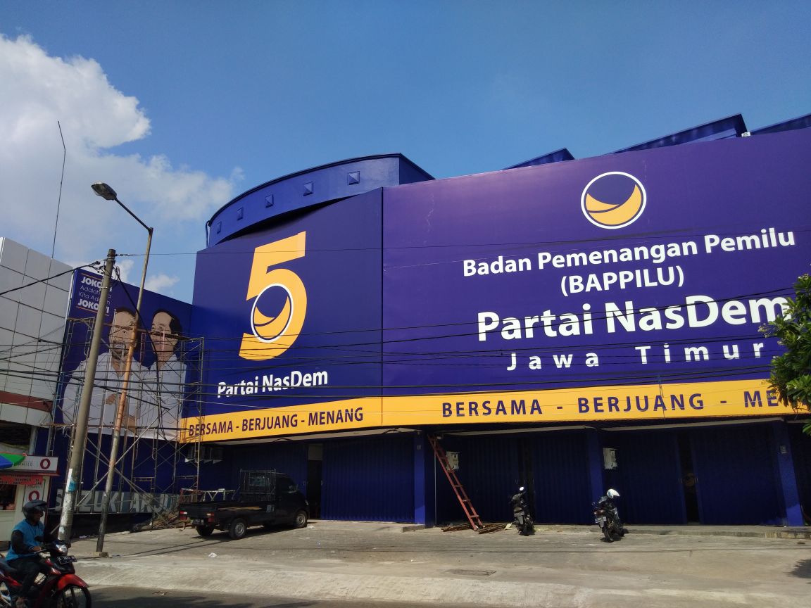 Jelang Pilkada Jatim 2018, Surya Paloh Resmikan Gedung Bappilu Jatim