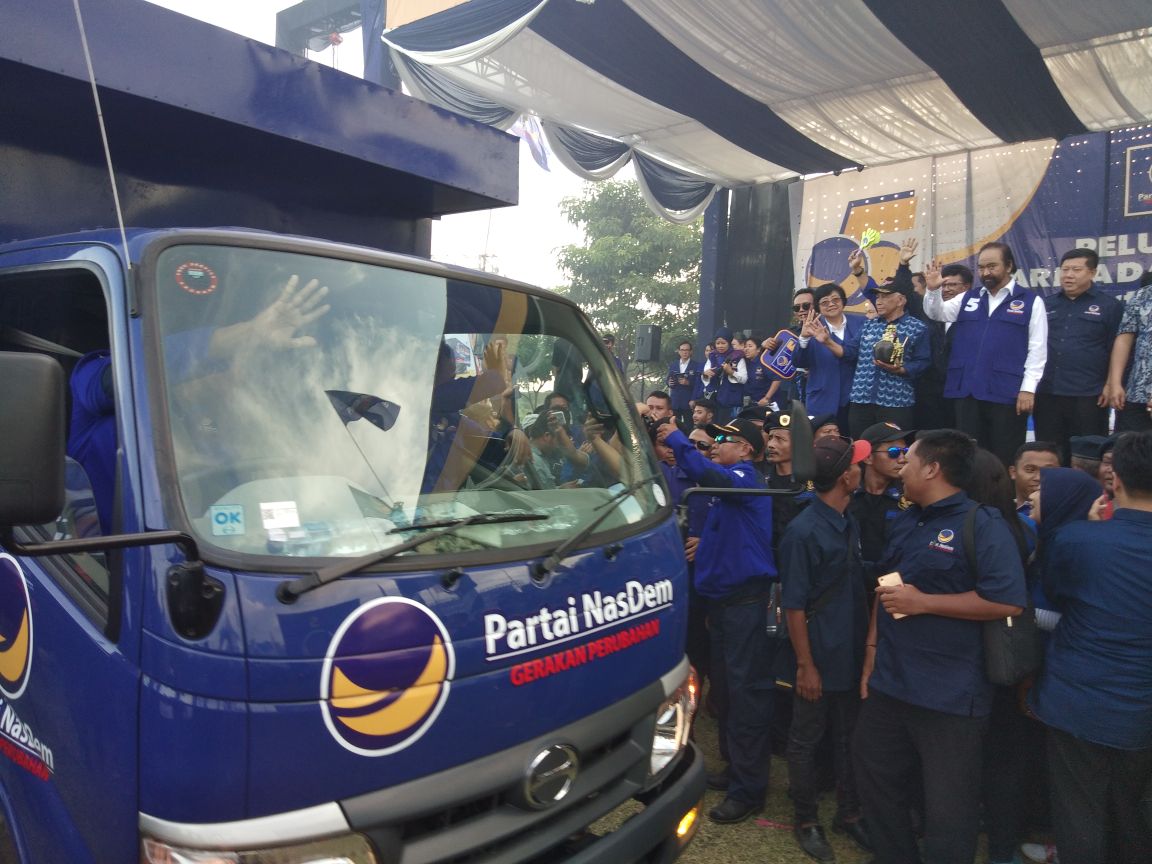 Kejar Target Pemilu 2019, NasDem Sebarkan Bantuan 105 Armada Kampanye ke Daerah