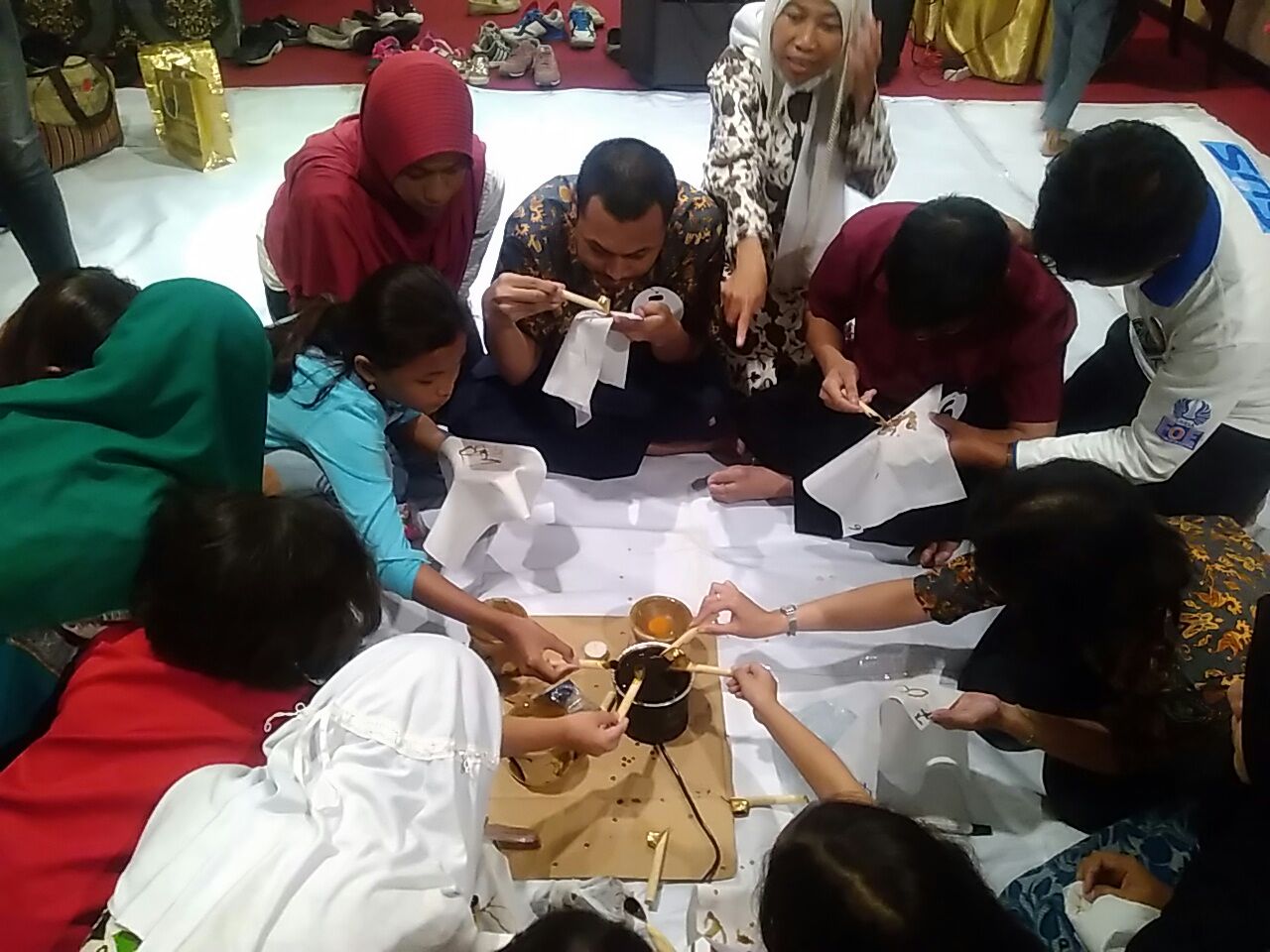 Hotel Varna Hadirkan Anak Berkebutuhan Khusus Ikuti Lomba Membatik