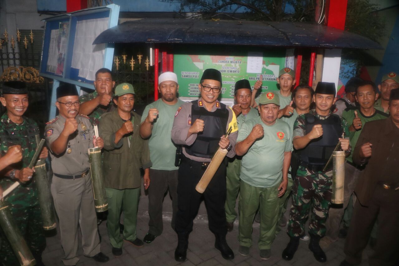 Kampanyekan Poskamling Aktif Lewat Sahur On The Road