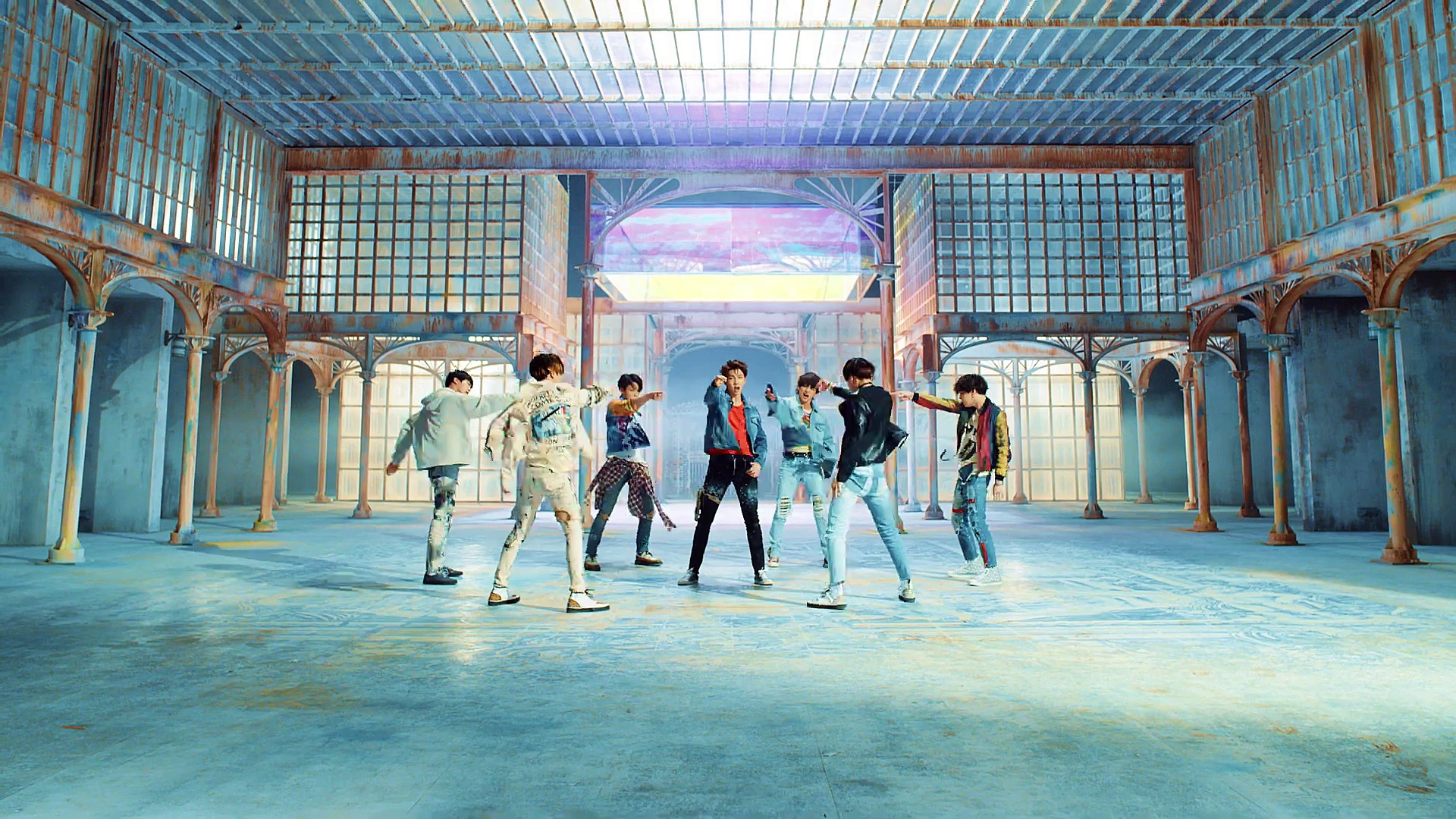 Resmi Rilis MV Fake Love Para Army Histeris