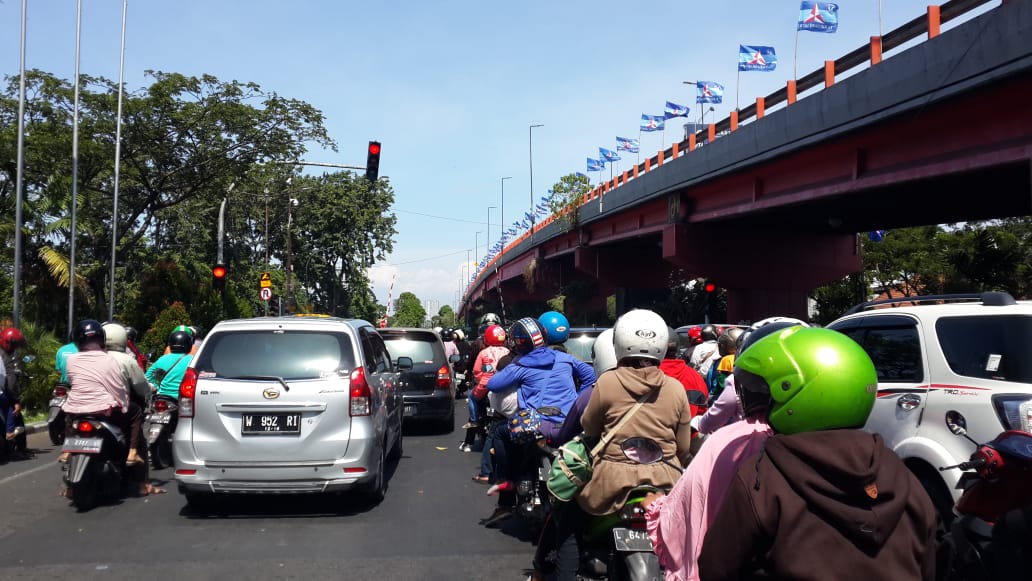 Lebaran H4, Surabaya Mulai Dipadati Kendaraan Bermotor