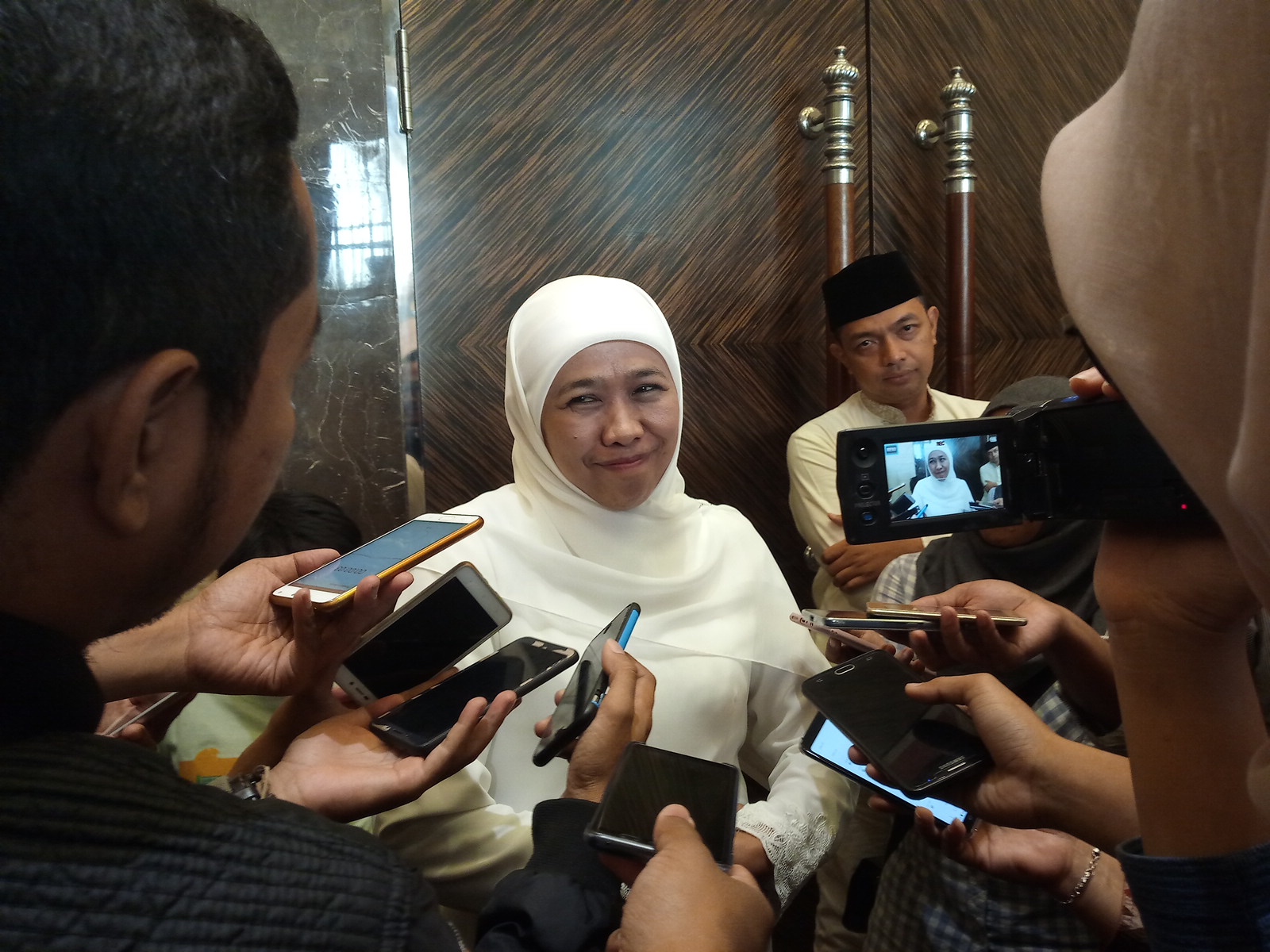 Khofifah: Saksi Harus Berasal dari TPS yang Sama