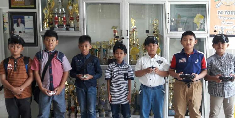 SD Muhammadiyah 4 Pucang Surabaya Gelar Workshop Drone