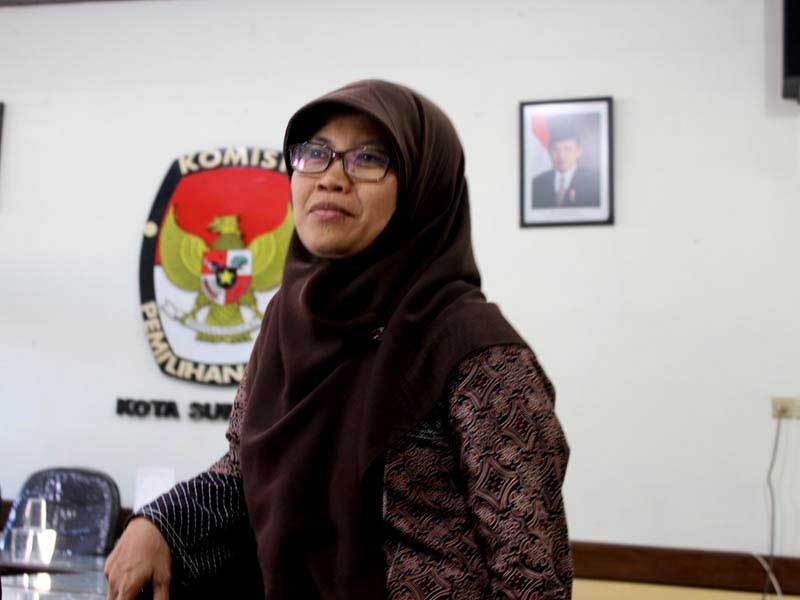 16 Parpol Mendaftarkan Bacalegnya Di KPU Surabaya