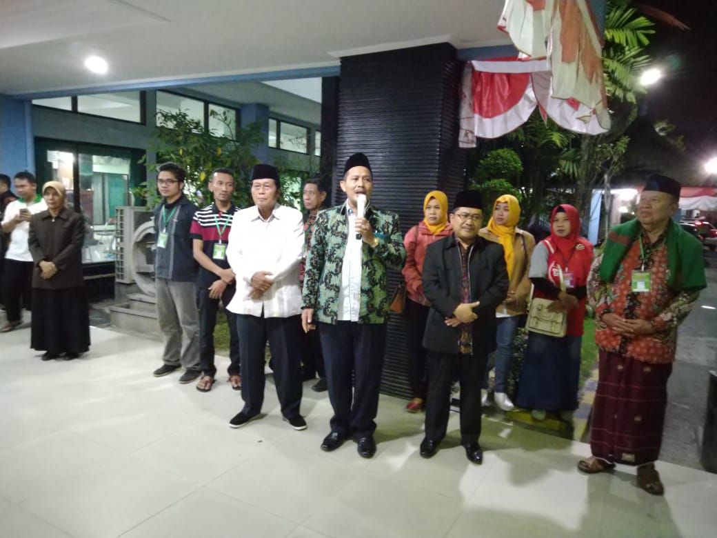 Kakanwil Jatim Lepas Kloter Terakhir Embarkasi Surabaya