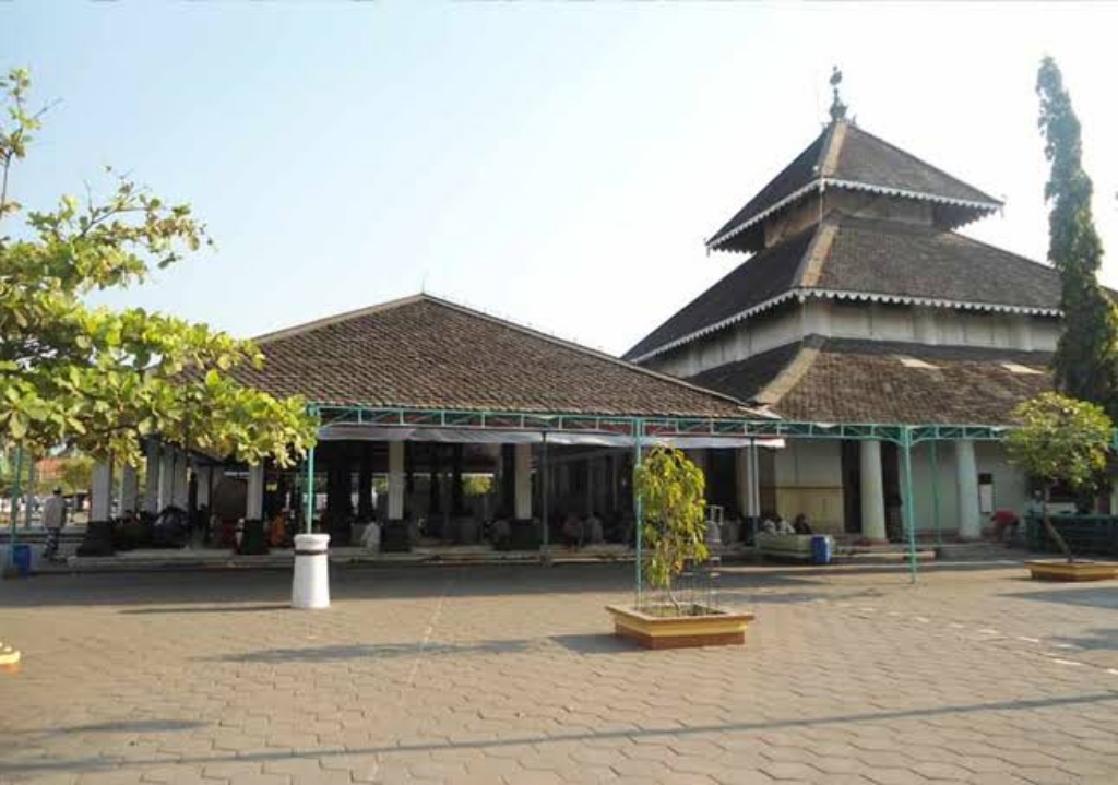 Pasca Gempa Lombok, BNPB Catat 76.765 Rumah Rusak Dan 390.529 Orang Mengungsi