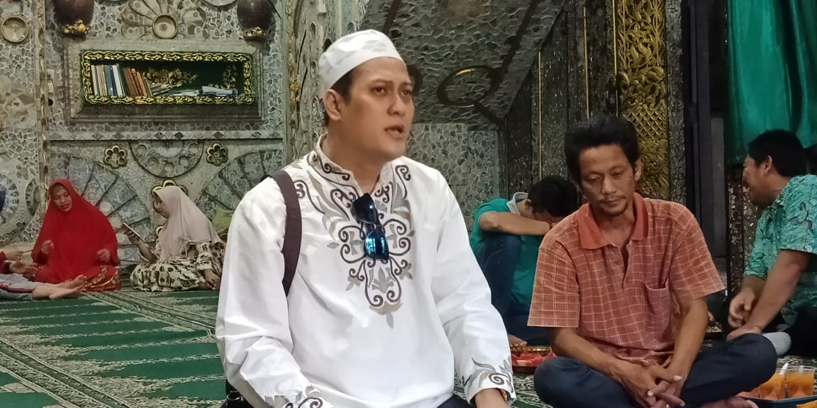 Gus Anom Populerkan Shalawat di Kalangan Artis