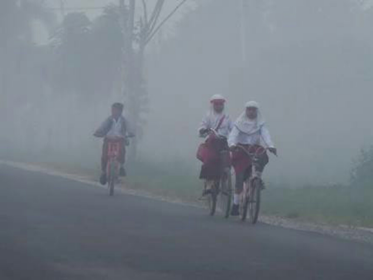Kabut Asap Selimuti Banjarmasin