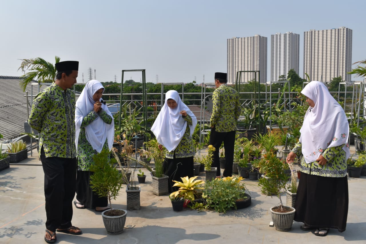 SDIT Al Uswah Tuban Kunjungi SD Muhammadiyah 18 Surabaya