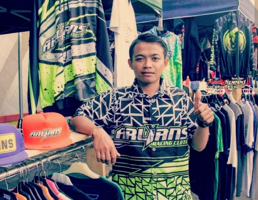 Rizky Maraciel, Dragster Top Sukses Berbisnis Apparel Balap di Instagram