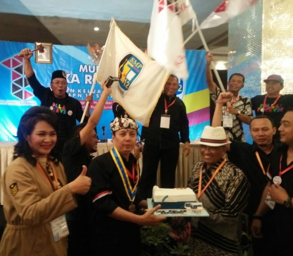 Libatkan Seluruh Angkatan, Alumni SMPN 12 Surabaya Gelar Munas Pertama