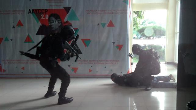 Gedung ACC Kampus Unair Distroni Teroris