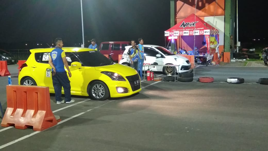 Hasil Kejuaraan Old and New Drag Race 2018 Sirkuit Bung Tomo Seri Mobil