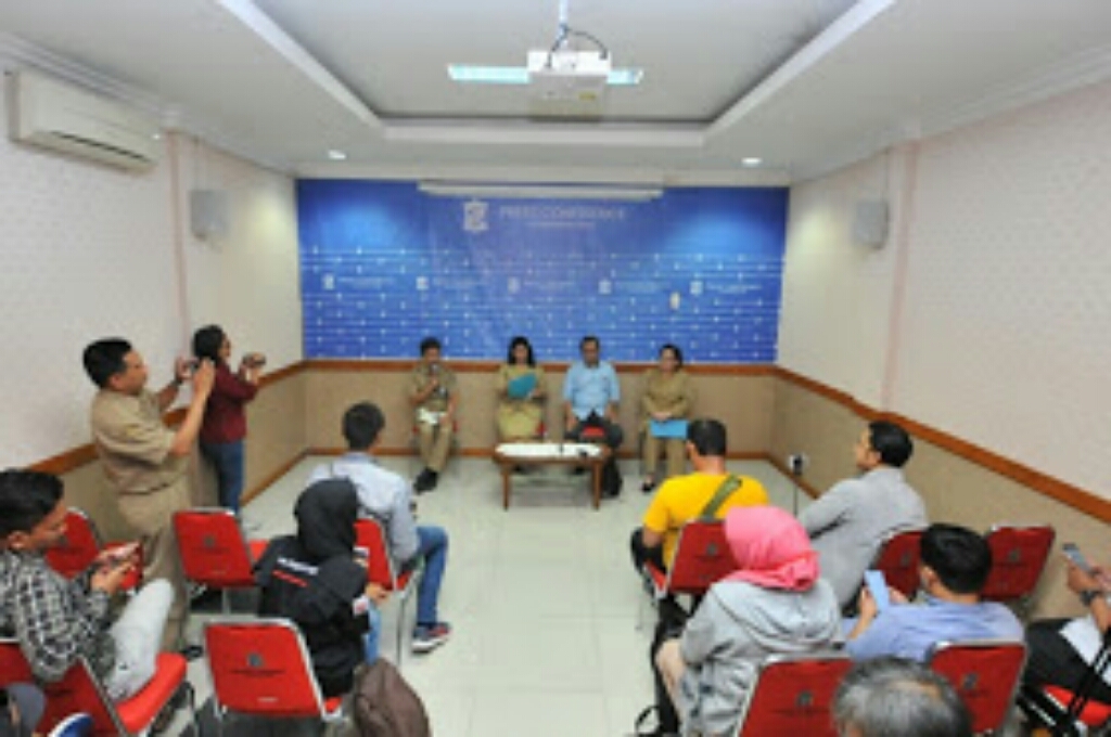 Pemkot Surabaya Ingatkan Warga Agar Waspada Terhadap Flu Babi