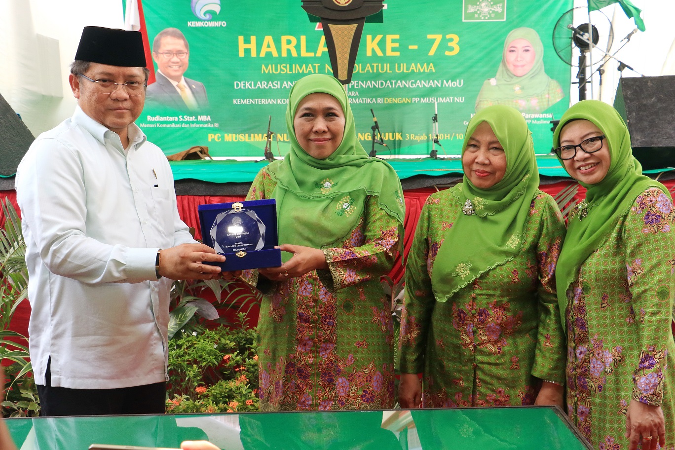 Demi Menjaga Integrasi Bangsa, Khofifah Deklarasikan Anti Hoaks