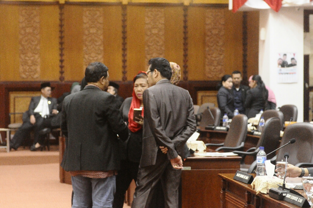 Sidang Paripurna DPRD Kota Surabaya Diwarnai Aksi Walk Out, Ini Sebabnya